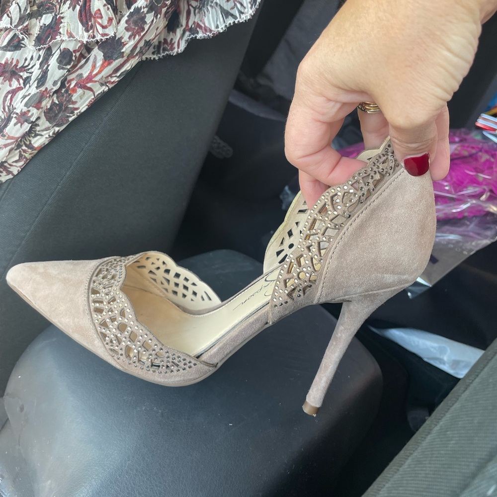Jessica Simpson tan suede shoes